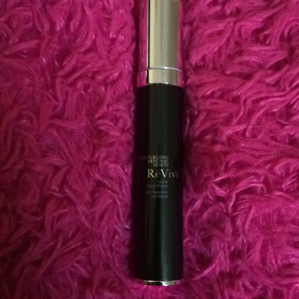 ReVive Moisturizing Renewal Serum